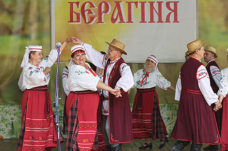 Beraginya folk festival in Oktyabrsky District