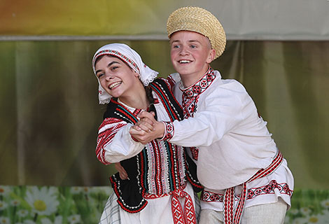 Beraginya folk festival in Oktyabrsky District