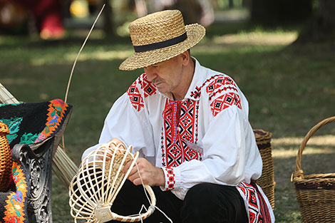 Beraginya folk festival 2021