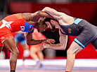 Wrestler Mahamedkhabib Kadzimahamedau into Men's Freestyle 74kg semifinal