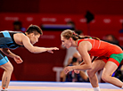 Vanesa Kaladzinskaya loses in Women's Wrestling semifinal