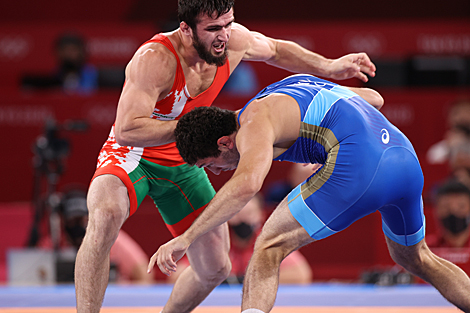 Борец Магомедхабиб Кадимагомедов завоевал серебро Олимпийских игр