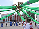 Linen Merry-Go-Round 2021 Festival