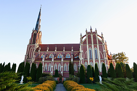 HERITAGE OF BELARUS: Holy Trinity Church in Gervyaty