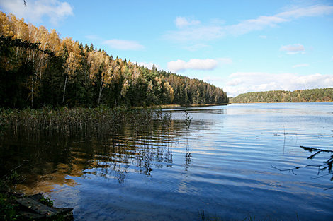 景观保护区——秋天的“蓝湖泊”