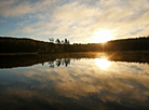 “蓝湖泊”保护区的日落