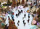 Minsk shopping centers start the festive season with Christmas decorations