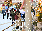 Minsk shopping centers get decorated for Christmas