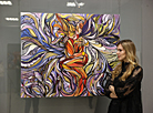 Art and fragrance mix at exhibition in Minsk