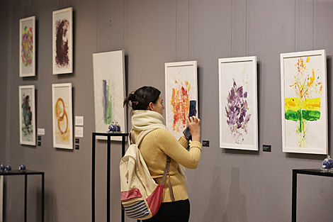The Color of Scent art project by Svetlana Vorobei and Ksenia Filippova
