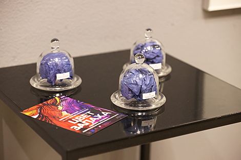 Art and fragrance mix at exhibition in Minsk