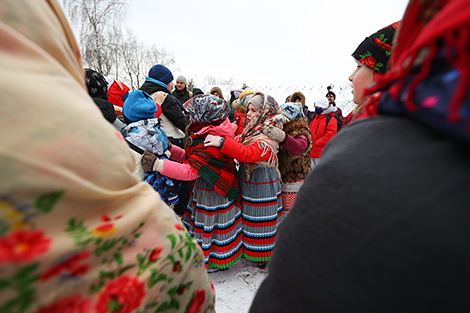 Калядныя гулянні ў Строчыцах