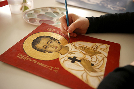Рождественская выставка написанных детьми икон в Свято-Покровском соборе в Гродно