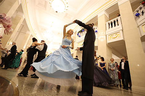 New Year's ball in Bolshoi Theater