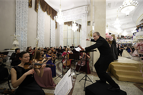 New Year's ball in Bolshoi Theater