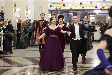 New Year's ball in Bolshoi Theater