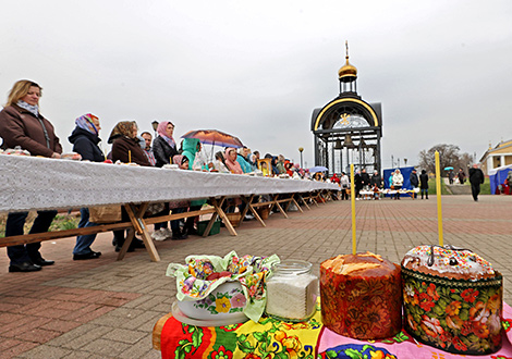 Освящение пасхальной пищи в Витебске