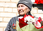 War veteran Olga Vorobei from Baranovichi District receives Victory Day greetings
