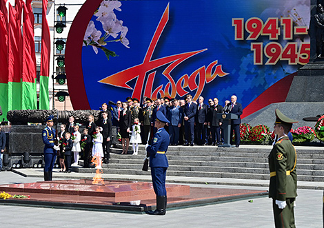 Aleksandr Lukashenko takes part in Victory Day celebrations 