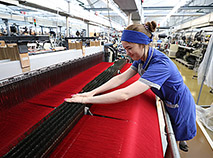 白罗斯制造：“精梳毛纺”——从纱线到织物以及胶囊式系列服装
