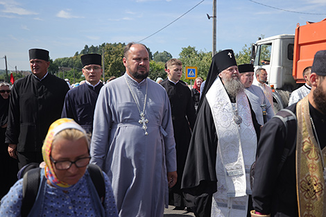 Усебеларускі хрэсны ход стартаваў у Слонімскім раёне 