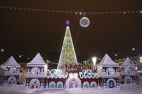 Light Up Nights in Belarus: Lighting of the country’s main New Year tree, kilometers of illumination and decorations with national flavor