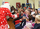 Belarus' NOC visits Babichi boarding school to wish happy holidays to kids