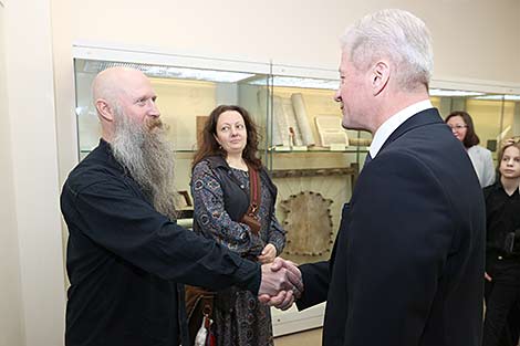 Fyodor Dostoyevsky's descendants visit National Library of Belarus