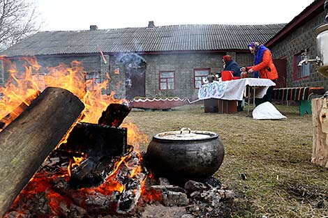 Candlemas rite in Lelchitsy District, Gomel Oblast 