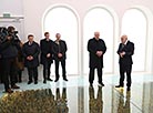 Александр Лукашенко с сыновьями ознакомился с экспозицией нового музея 
