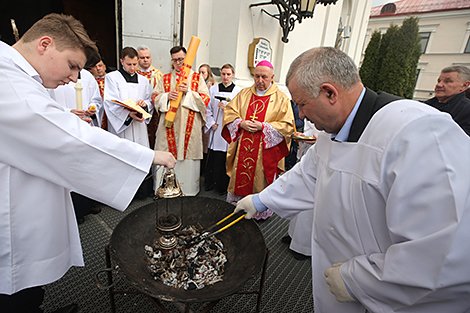 Easter Vigil Midnight Mass in the Farny Church in Grodno 