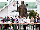 Holy Saturday in Minsk: Blessing of Easter cakes