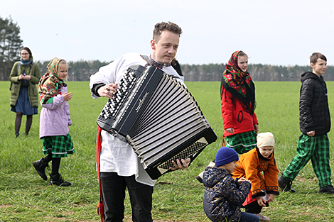 Folk rite Walking the Sula in Gomel District