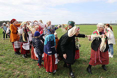 Folk rite Walking the Sula in Gomel District