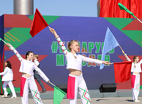 Ceremony to honor national flag, emblem and anthem in Minsk