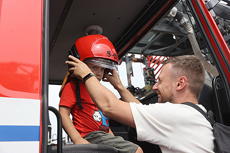 Fire Service Day celebrations in Minsk