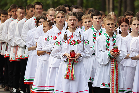 Митинг-реквием памяти жертв фашизма в урочище Стасино (Брестская область)