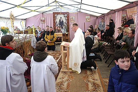 Palm Sunday in Grodno: church service 
