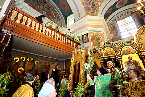 Orthodox believers celebrate Palm Sunday 