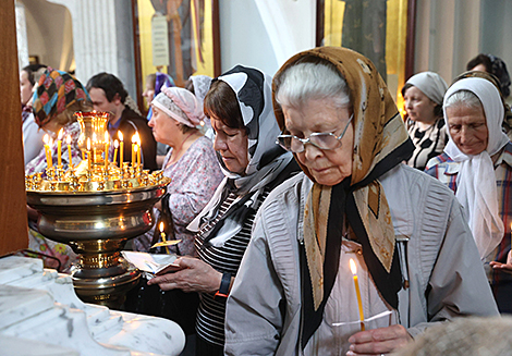 Усебеларуская малітва адбылася ў Святадухаўскім кафедральным саборы Мінска