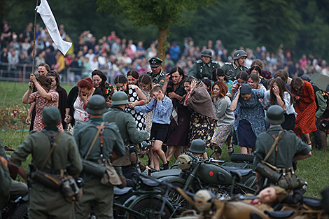 Military and historical reenactment 