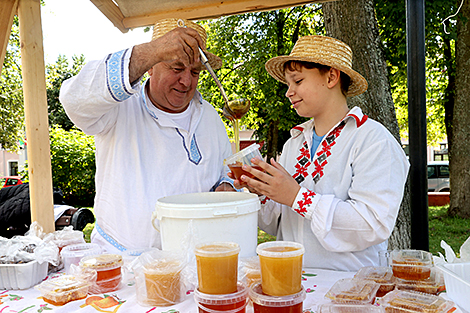 Праздник меда в Полоцке