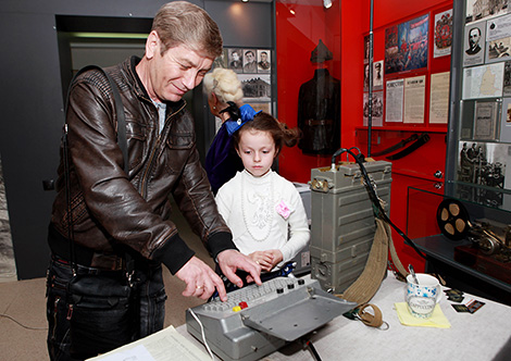 Master classes for visitors of Brest History Museum during Night of Museums 2016