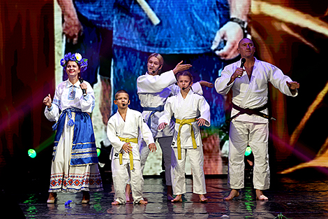 The 6th edition of the Family of the Year national competition