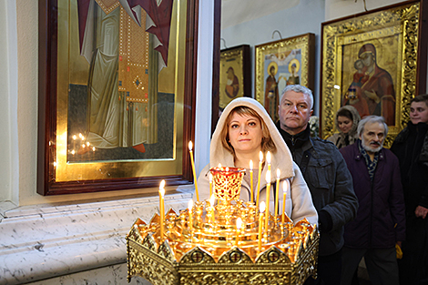 Урачыстае богаслужэнне ў Святадухаўскім кафедральным саборы Мінска