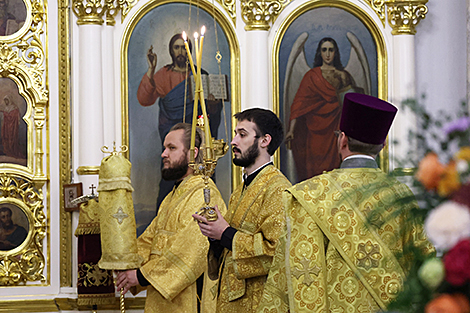 Урачыстае богаслужэнне ў Святадухаўскім кафедральным саборы Мінска