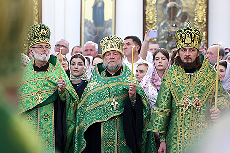 Patriarch Kirill leads divine service in Holy Spirit Cathedral in Minsk