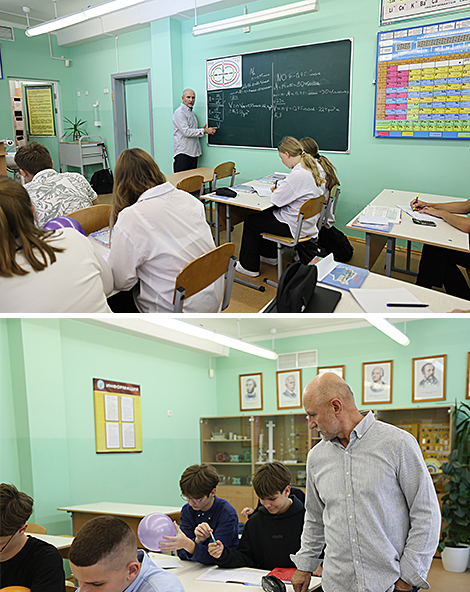Настаўнік Анатоль Мураўёў падчас урока хіміі