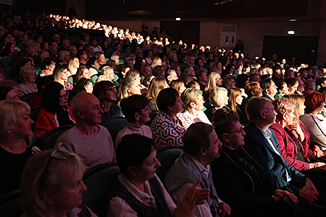 Larisa Dolina's solo concert at the 2025 Golden Hit festival