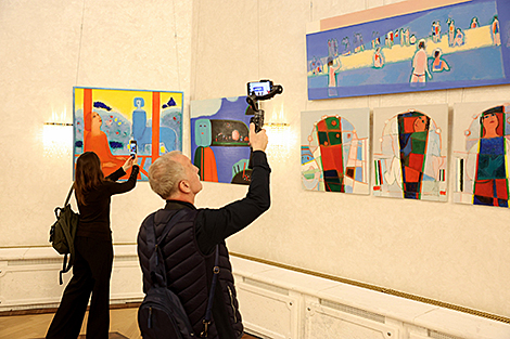 Адкрыццё выставы карцін жывапісца, члена Беларускага саюза мастакоў Васіля Касцючэнкі